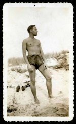 Tennessee Williams in Provincetown 1944.jpeg